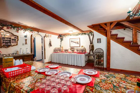 4361 Mountain Road Stowe VT 05672