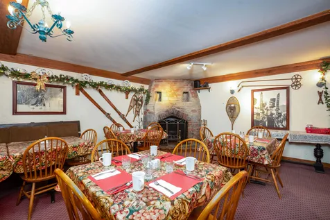 4361 Mountain Road Stowe VT 05672