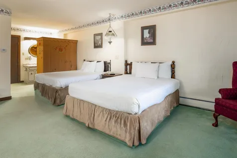 4361 Mountain Road Stowe VT 05672