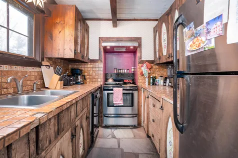 4361 Mountain Road Stowe VT 05672