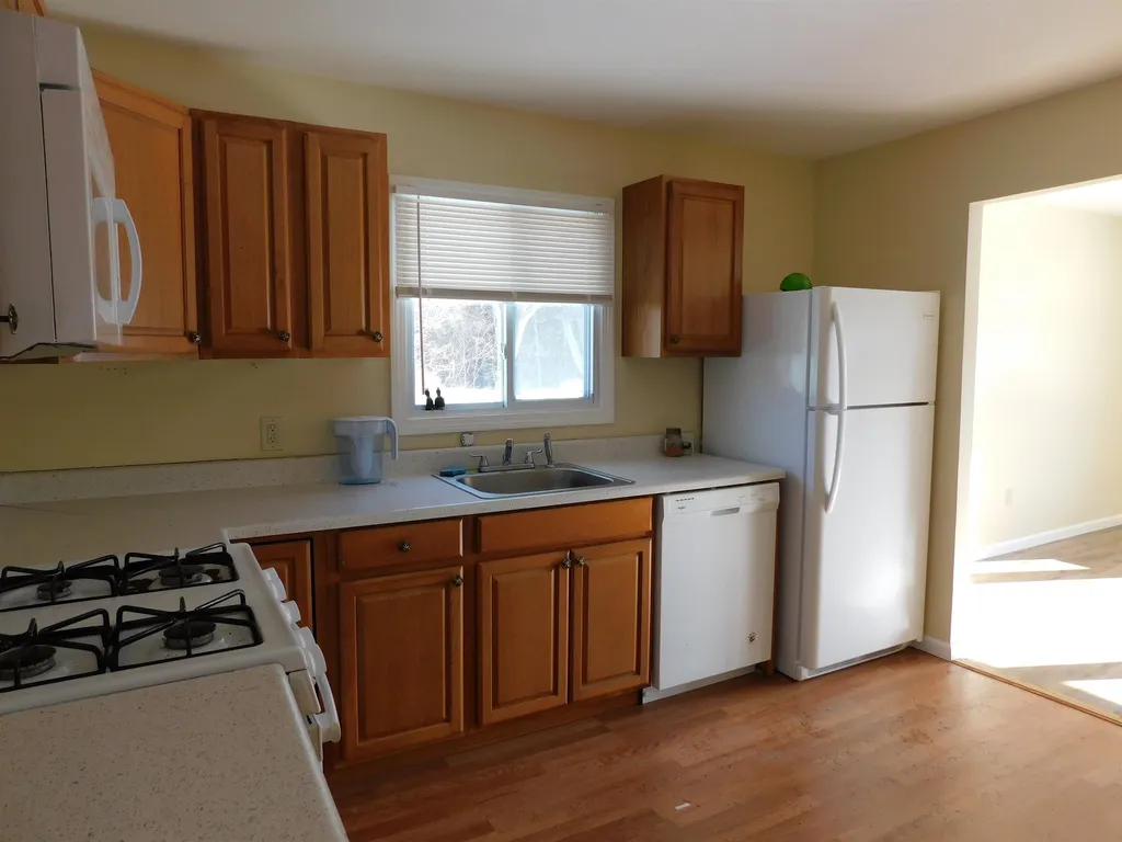 8 Cardinal Street Springfield VT 05156