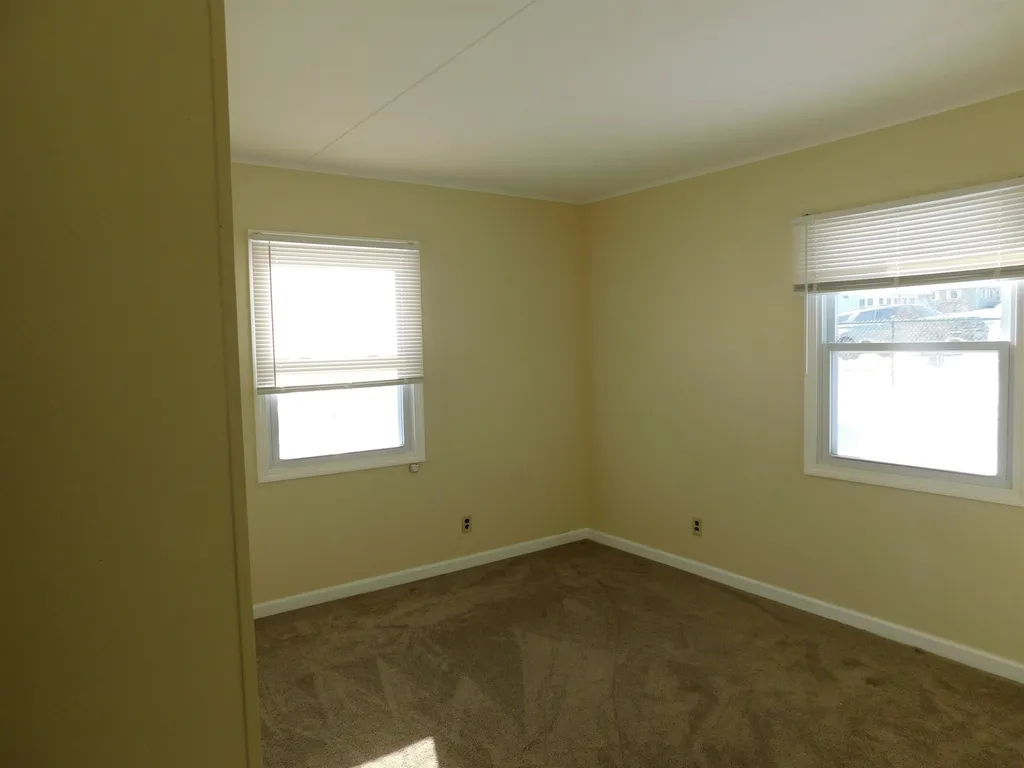 8 Cardinal Street Springfield VT 05156