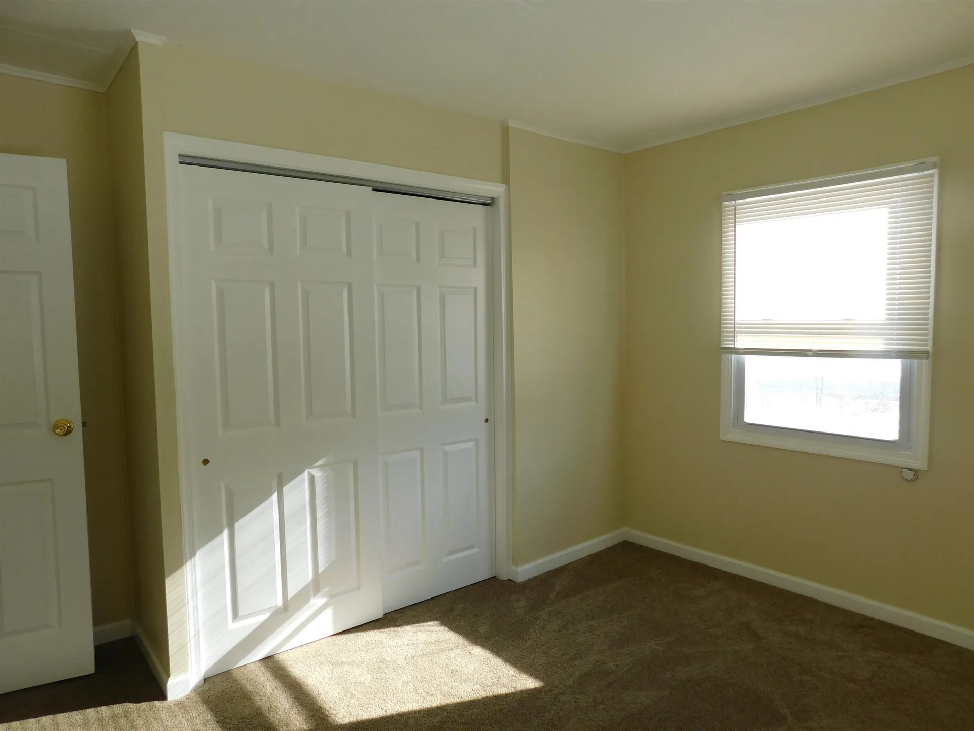 8 Cardinal Street Springfield VT 05156