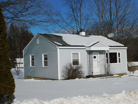 8 Cardinal Street Springfield VT 05156