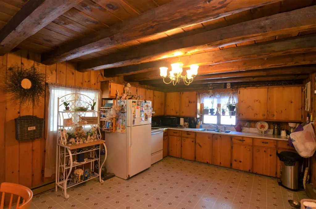 632 Canaan Street Canaan NH 03741