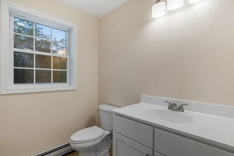 18 Arrow Way Sanbornton NH 03269