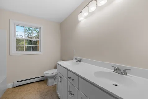 18 Arrow Way Sanbornton NH 03269