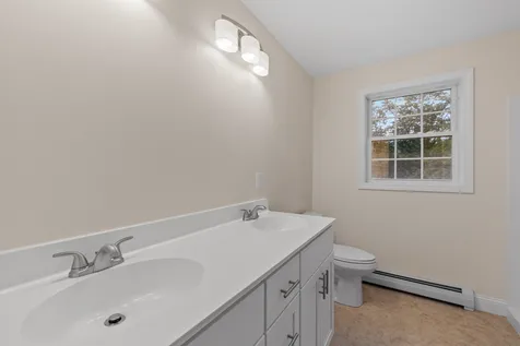 18 Arrow Way Sanbornton NH 03269