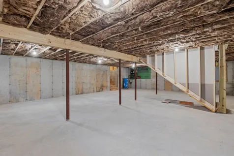 18 Arrow Way Sanbornton NH 03269