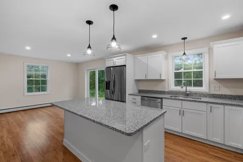 18 Arrow Way Sanbornton NH 03269