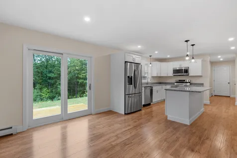 18 Arrow Way Sanbornton NH 03269