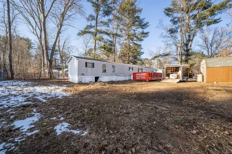 4 Margaret Avenue Raymond NH 03077