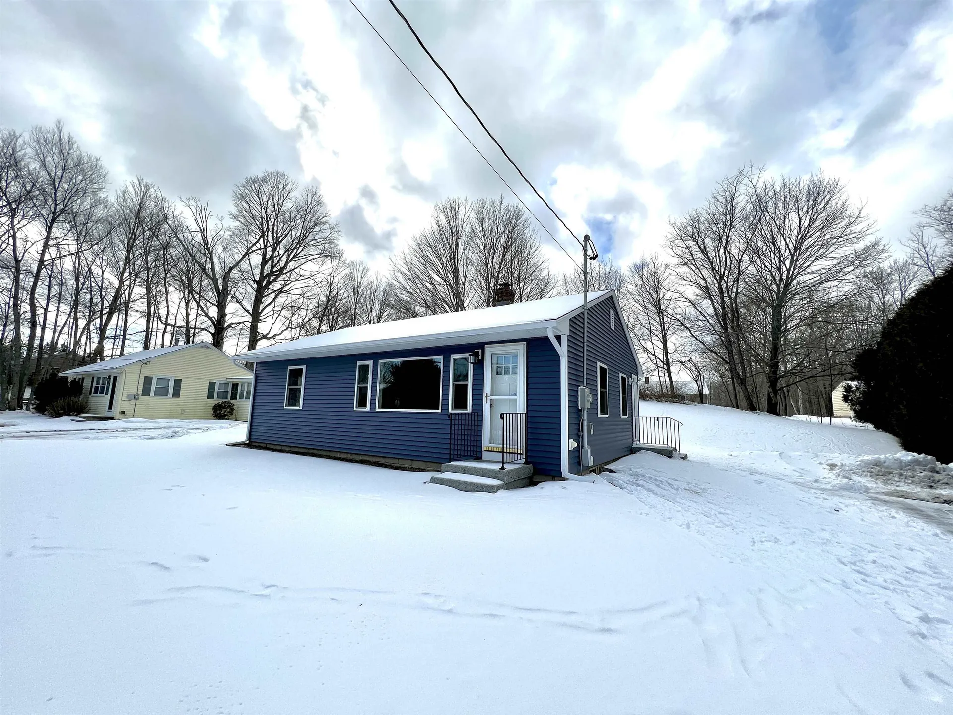 174 Portsmouth Avenue Greenland NH 03840