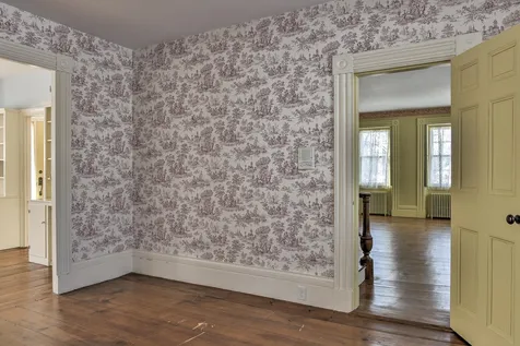 61 Elm Street Walpole NH 03608