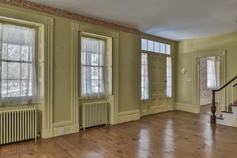 61 Elm Street Walpole NH 03608