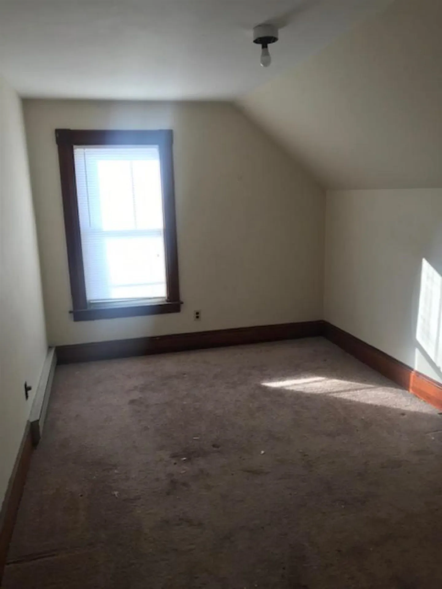 58 Kimball Street Manchester NH 03102