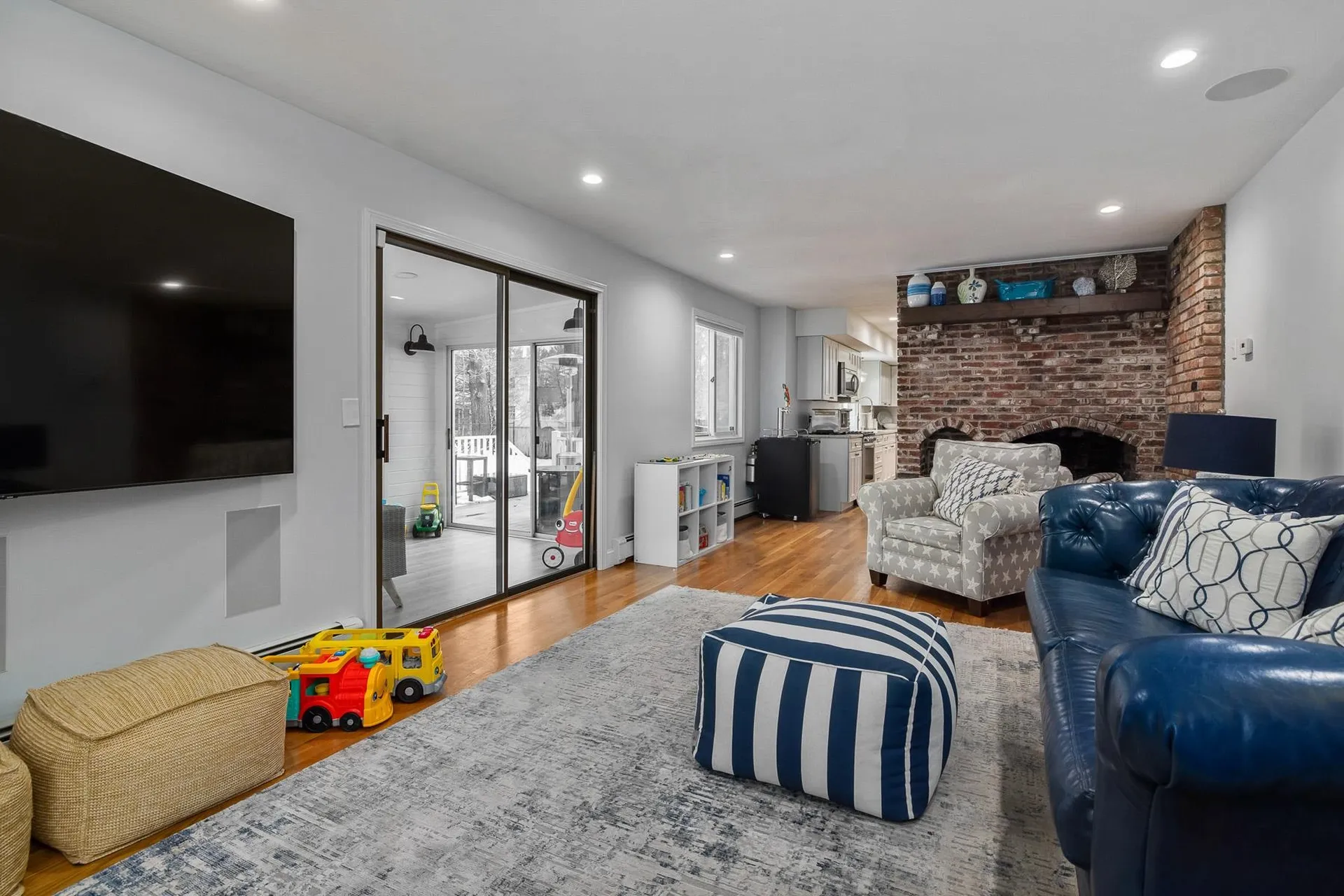9 Longwood Drive Hampton NH 03842