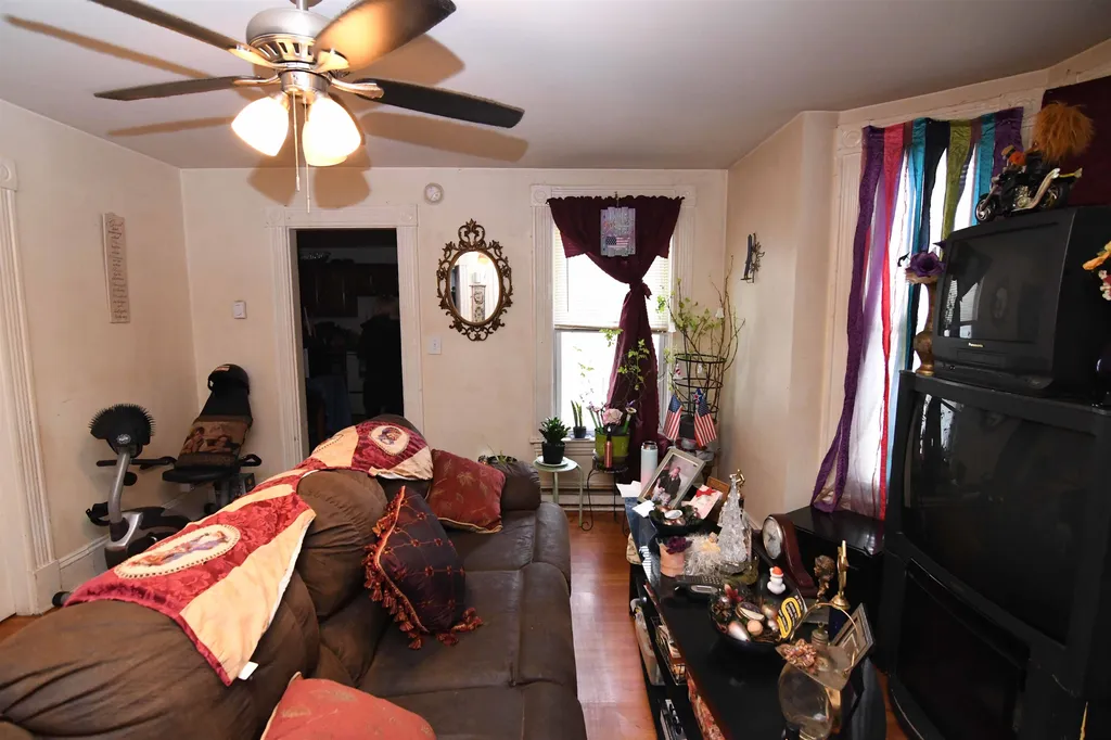 41 Sterling Avenue Manchester NH 03103