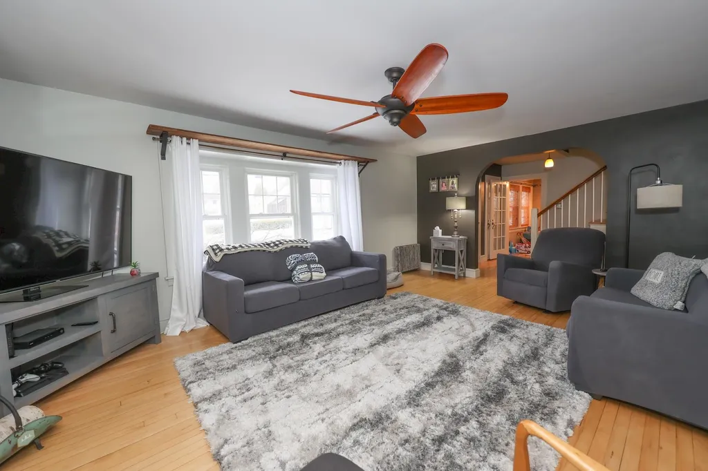 606 Candia Road Manchester NH 03109