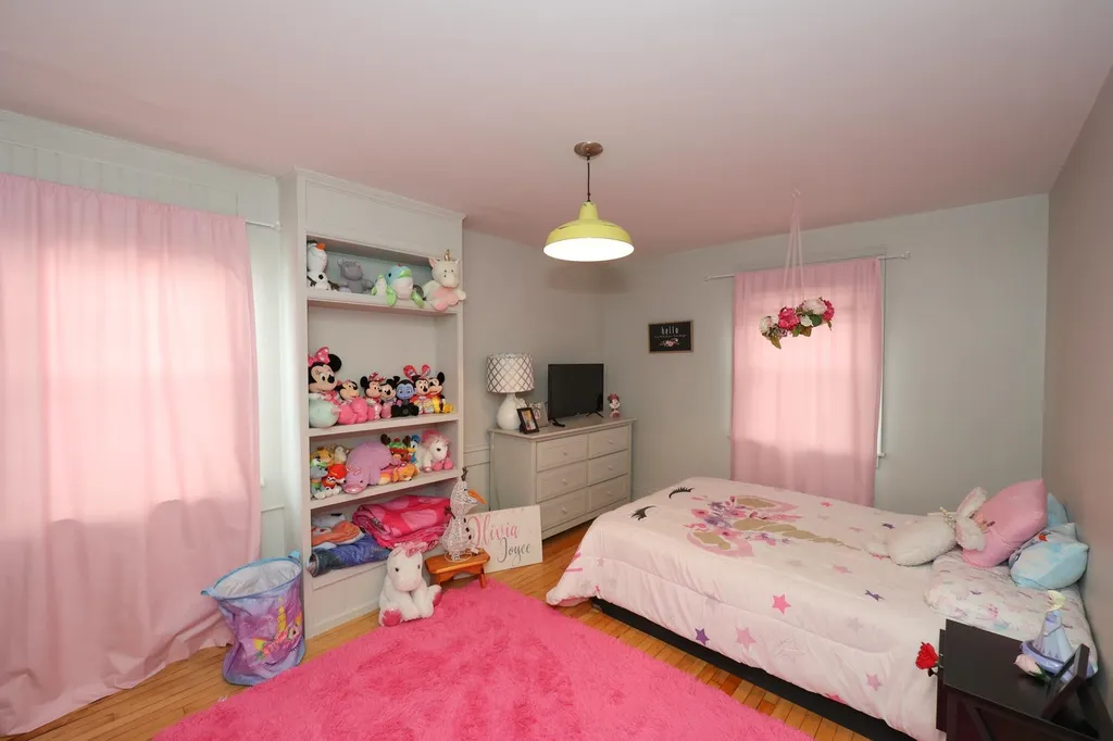 606 Candia Road Manchester NH 03109