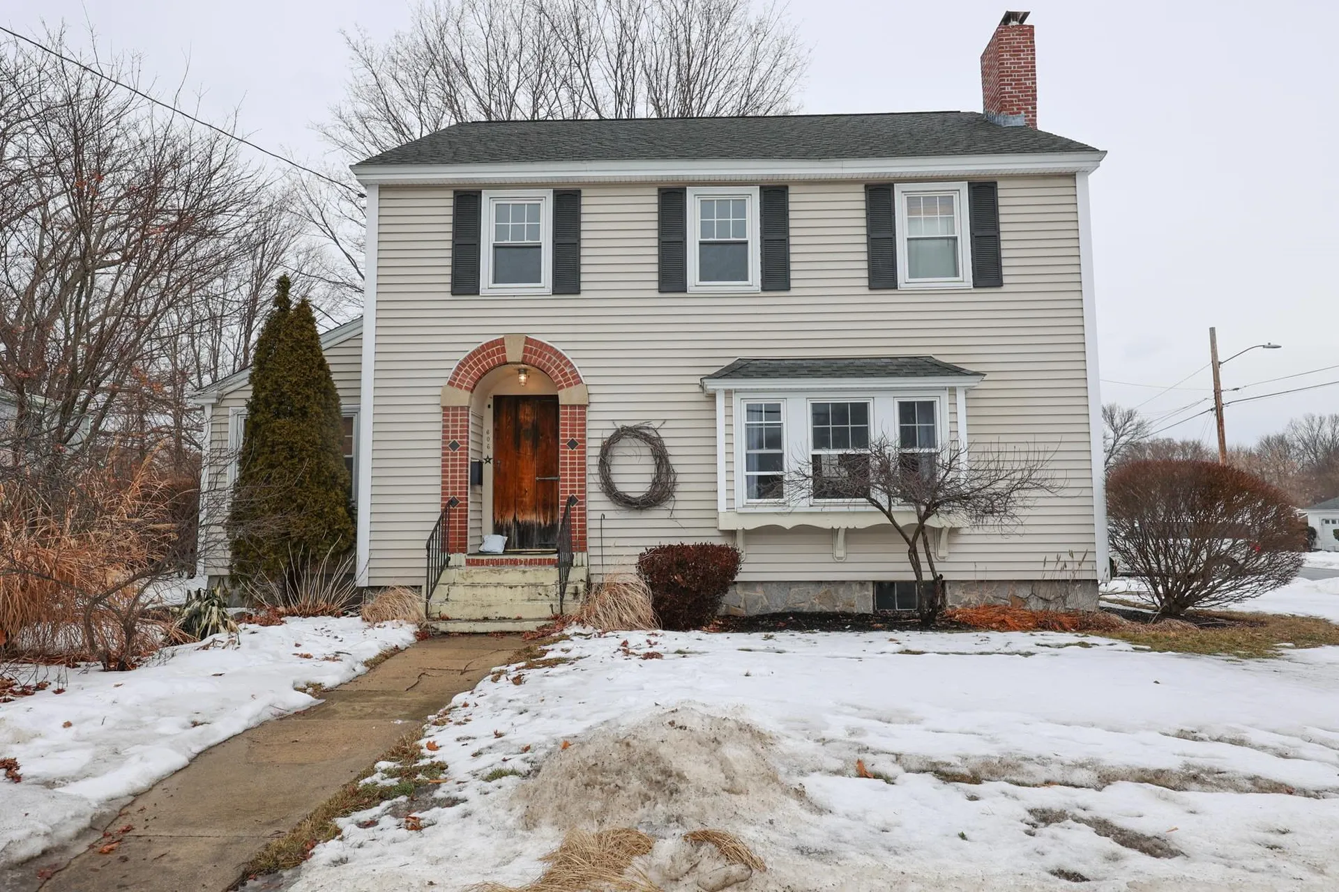 606 Candia Road Manchester NH 03109