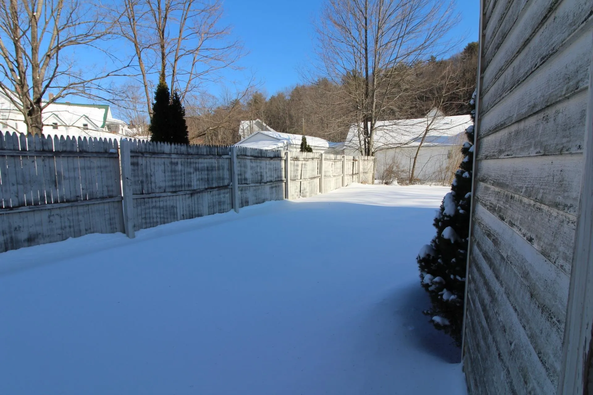 36 Manchester Street Laconia NH 03246