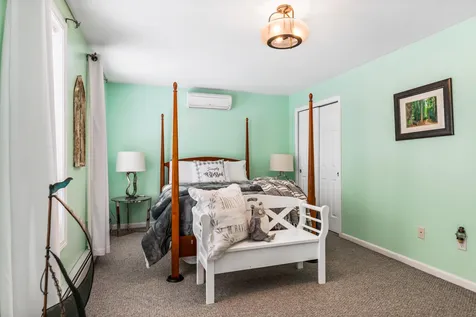 485 Coolidge Avenue Manchester NH 03102