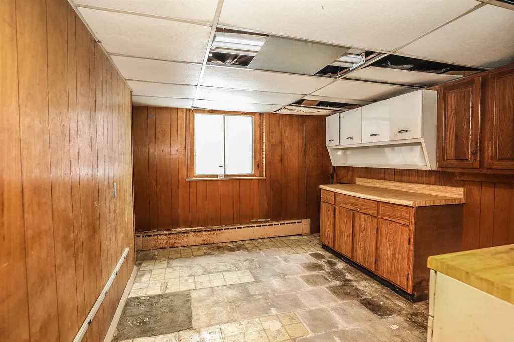 19 Keyes Hill Road Pelham NH 03076