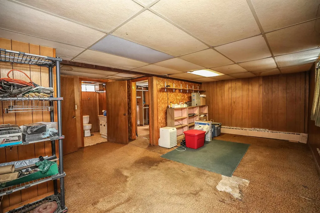 19 Keyes Hill Road Pelham NH 03076