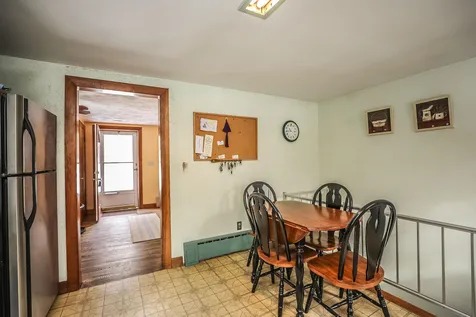 19 Keyes Hill Road Pelham NH 03076