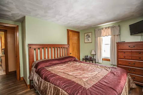 19 Keyes Hill Road Pelham NH 03076