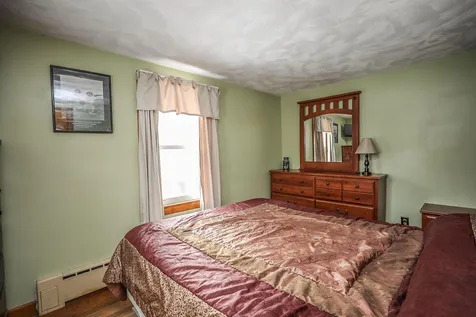 19 Keyes Hill Road Pelham NH 03076