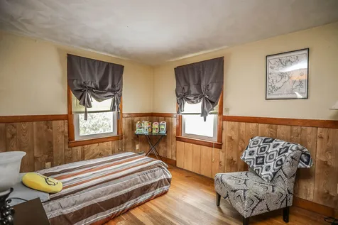 19 Keyes Hill Road Pelham NH 03076