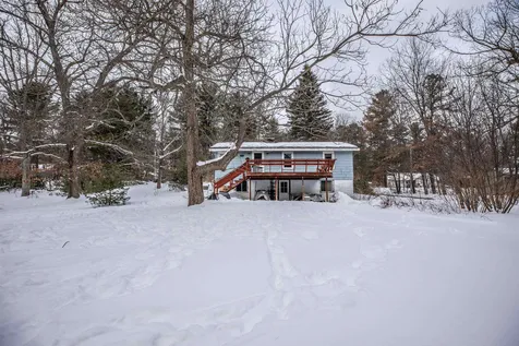19 Keyes Hill Road Pelham NH 03076