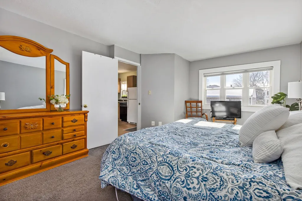 6 Ash Street Hampton NH 03842
