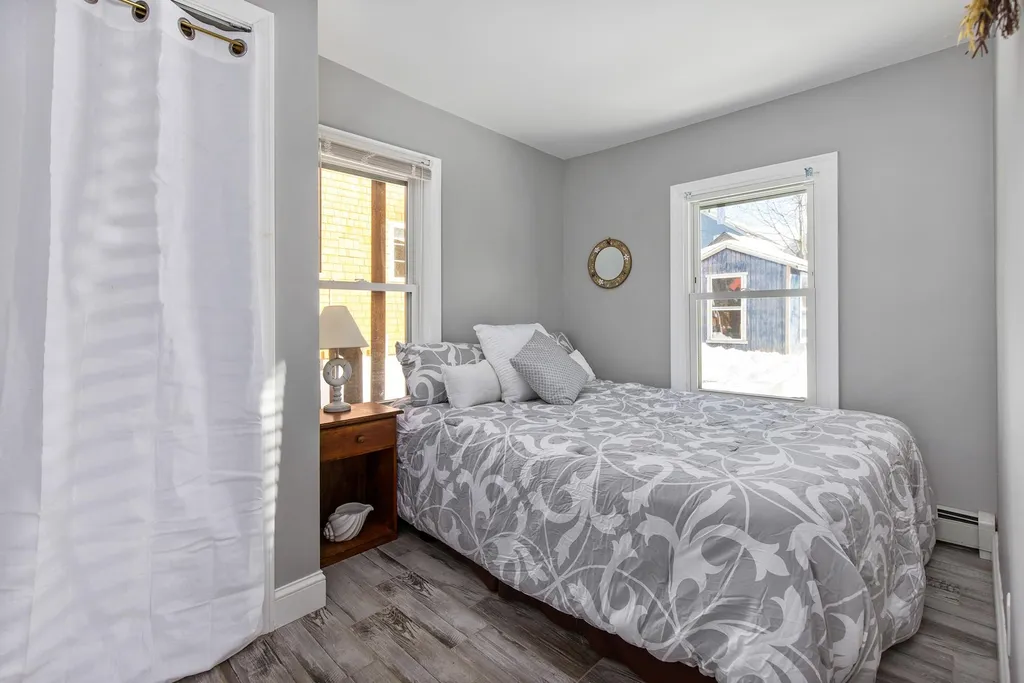 6 Ash Street Hampton NH 03842