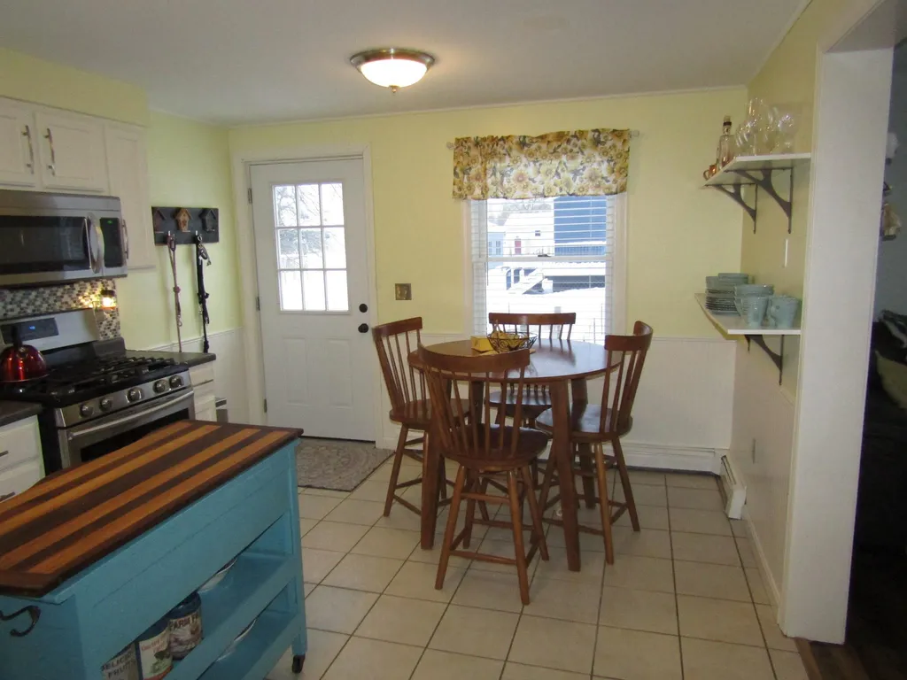 66 Baker Street Alburgh VT 05440