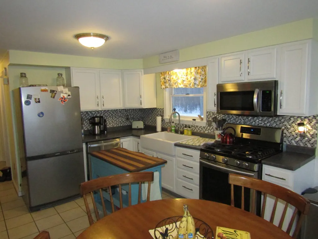 66 Baker Street Alburgh VT 05440