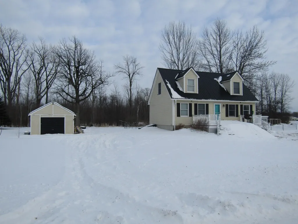 66 Baker Street Alburgh VT 05440