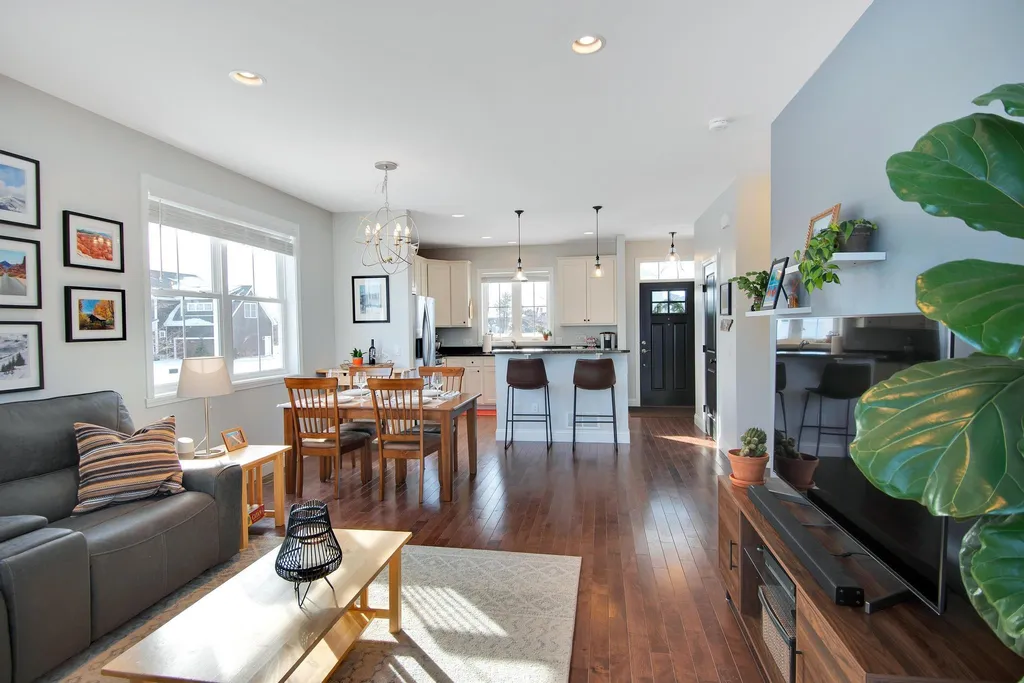 160 Sadie Lane South Burlington VT 05403