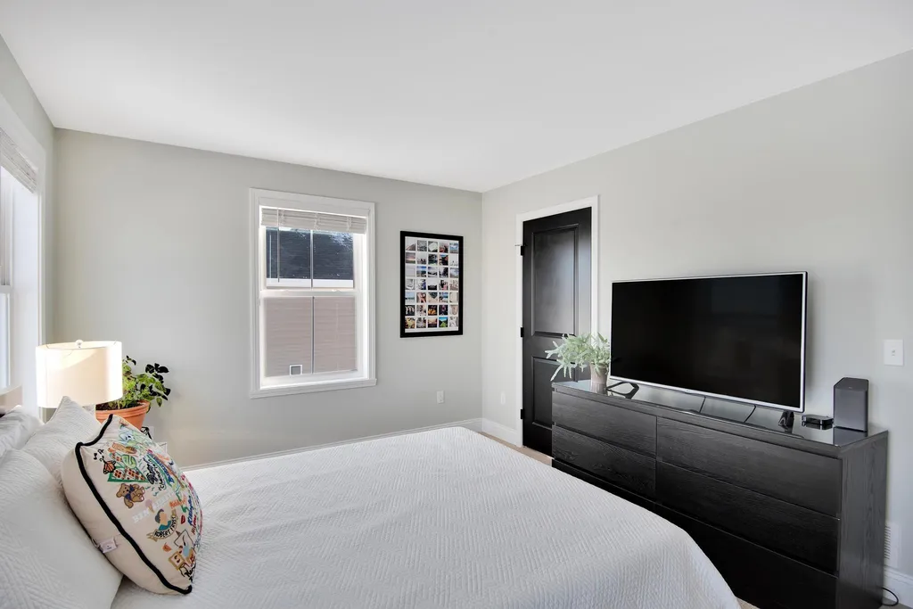 160 Sadie Lane South Burlington VT 05403
