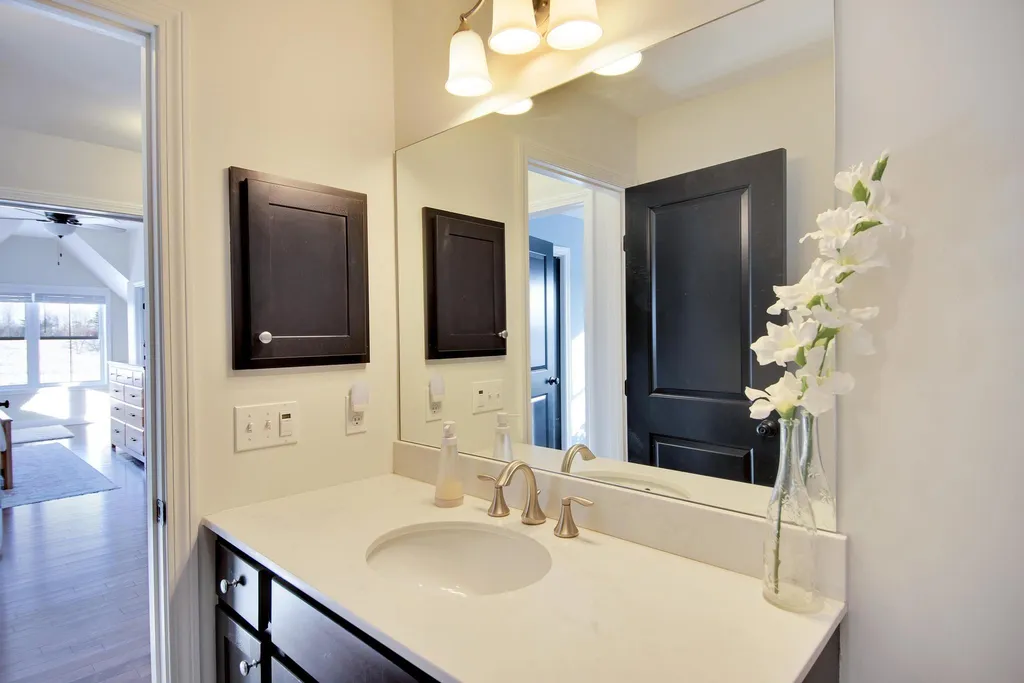 160 Sadie Lane South Burlington VT 05403