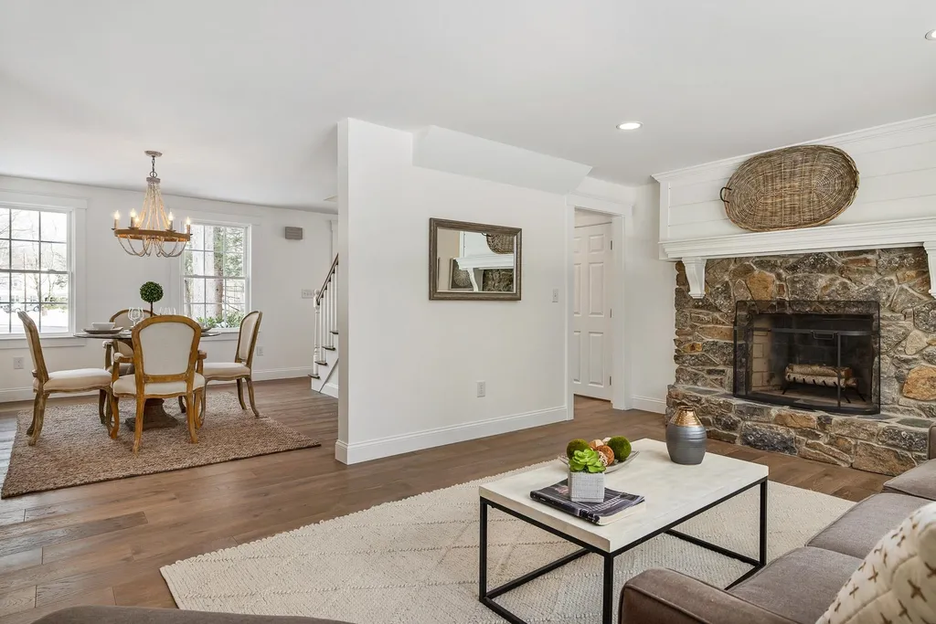 12 Regina Road Portsmouth NH 03801