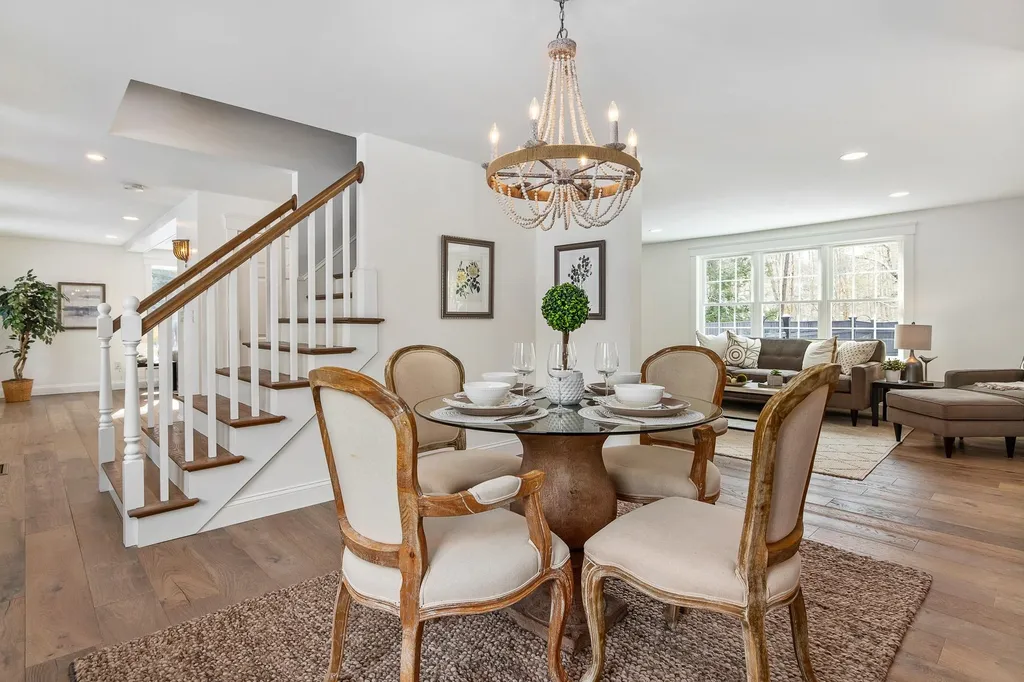 12 Regina Road Portsmouth NH 03801
