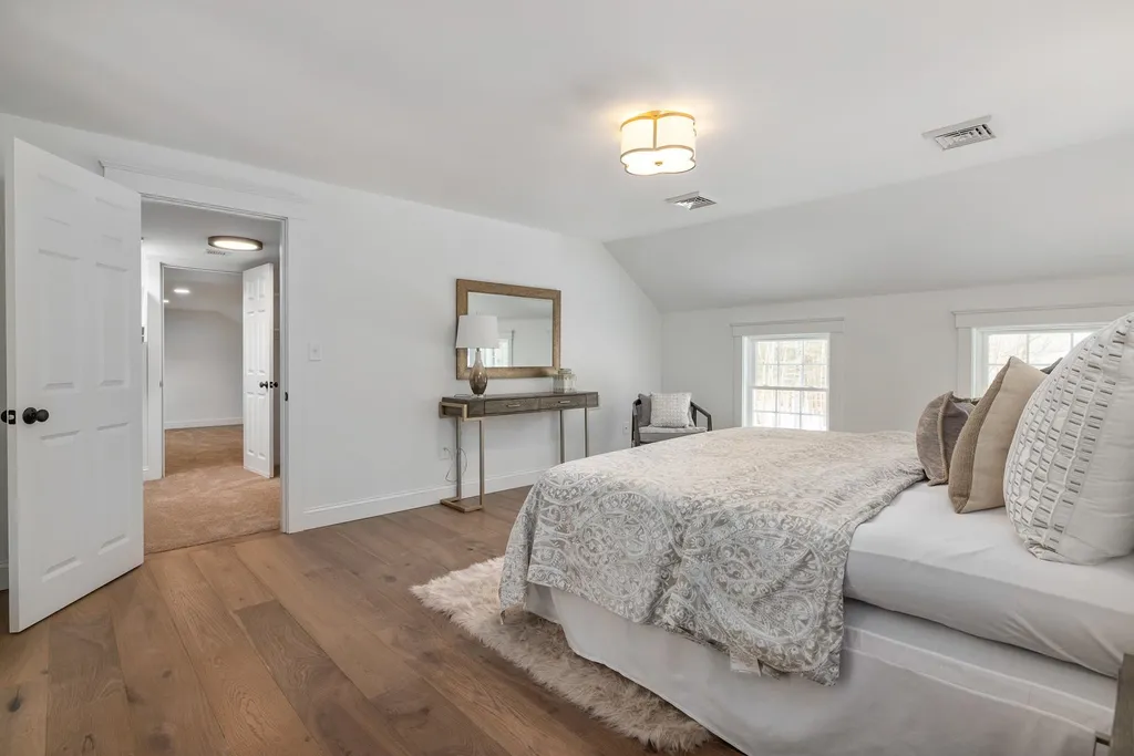 12 Regina Road Portsmouth NH 03801