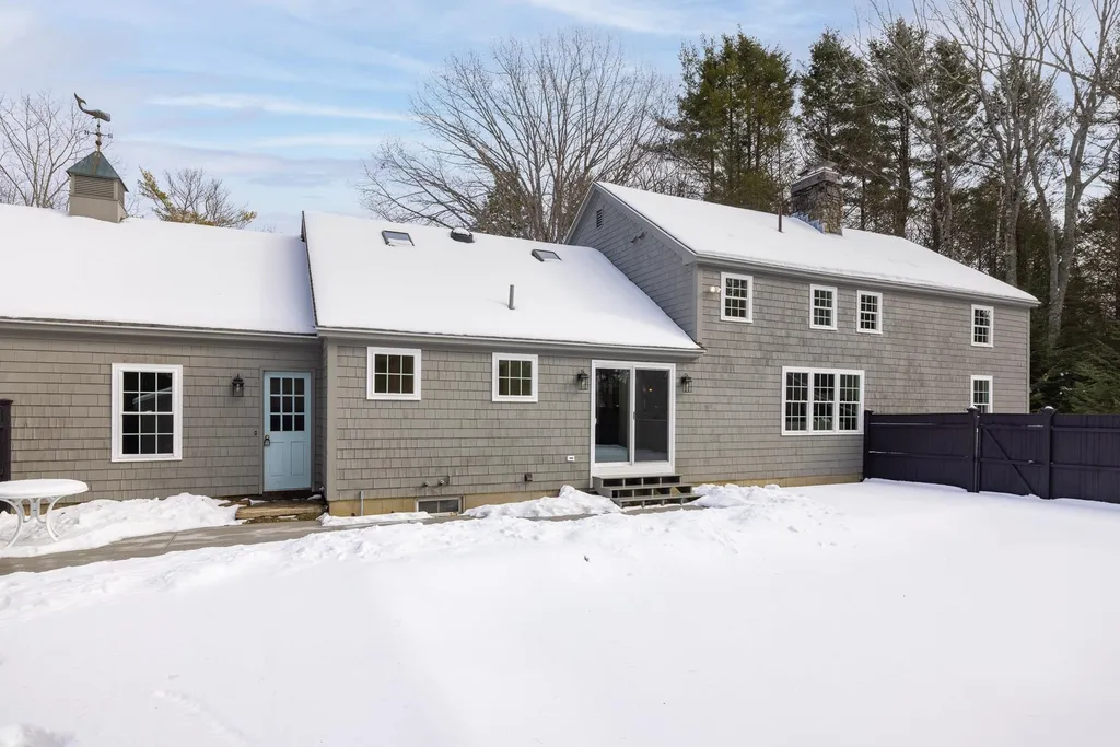 12 Regina Road Portsmouth NH 03801