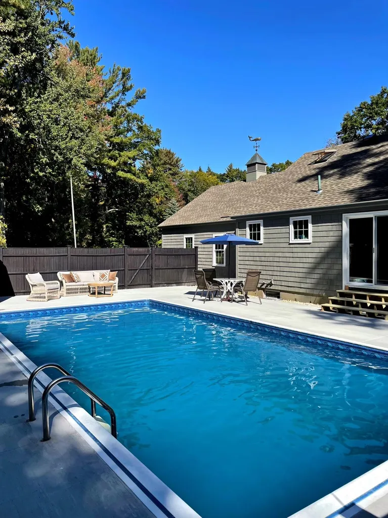 12 Regina Road Portsmouth NH 03801