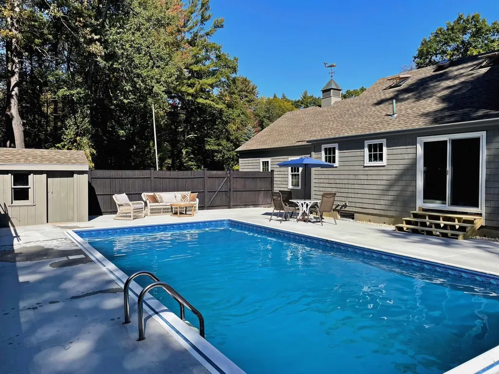12 Regina Road Portsmouth NH 03801