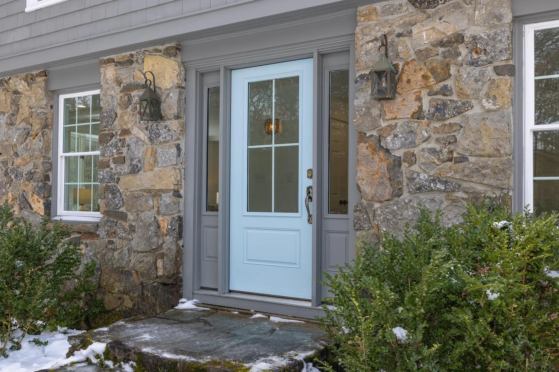 12 Regina Road Portsmouth NH 03801