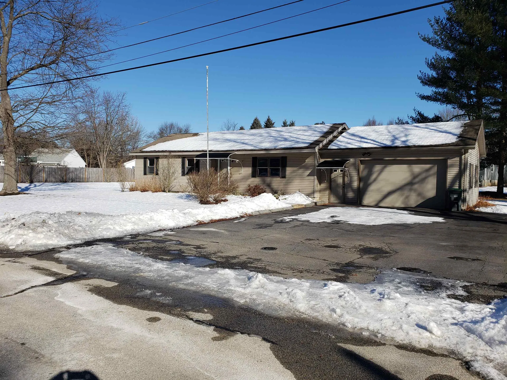 4 Green Street Hooksett NH 03106